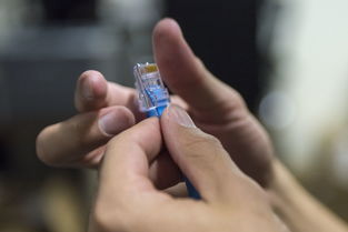 長城寬帶澄清 退出部分市場傳言不實，將繼續提供互聯網接入服務